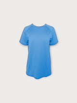 Iksplor blue merino wool t-shirt with short sleeves and a crew neck, designed for breathable temperature regulation. #color_blue sky